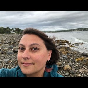 Meet your Posher, Maria